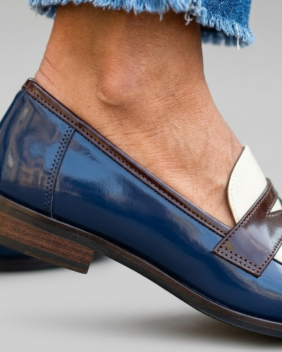 Claudia™ | Mocasines en contraste