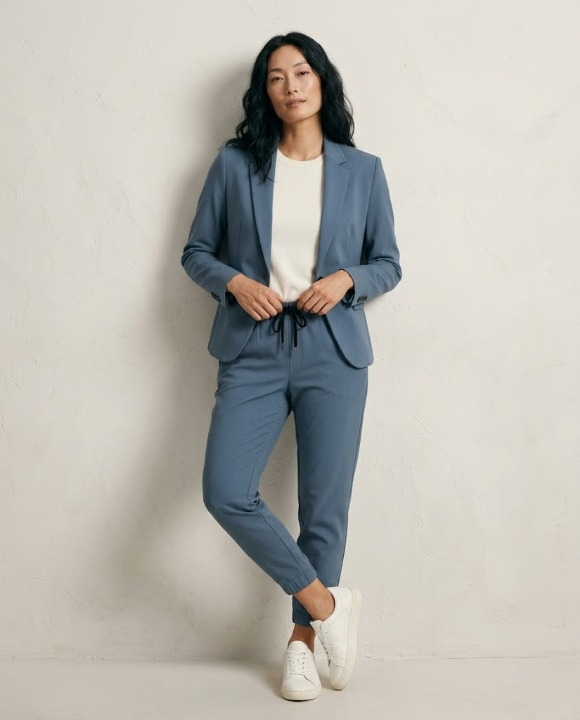 Mónica™ | Elegancia Moderna en un Cómodo Conjunto