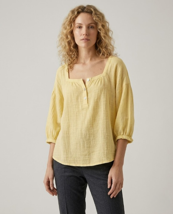 Blusa Brisa Ligera - Cuello cuadrado y manga 3/4