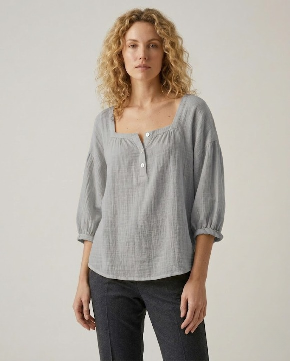 Blusa Brisa Ligera - Cuello cuadrado y manga 3/4